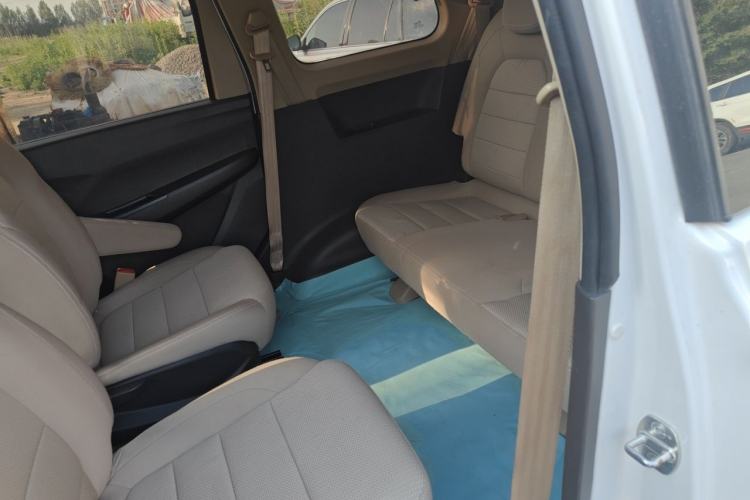 Used Wuling Hongguang 2019 1.5L S Standard Version China VI LAR Left Rear Seat