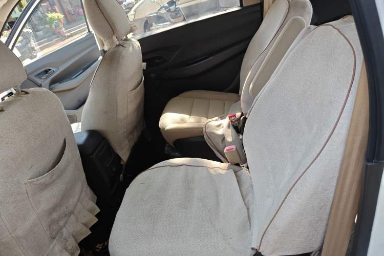 Used Wuling Hongguang 2019 1.5L S Standard Version China VI LAR Left Rear Seat