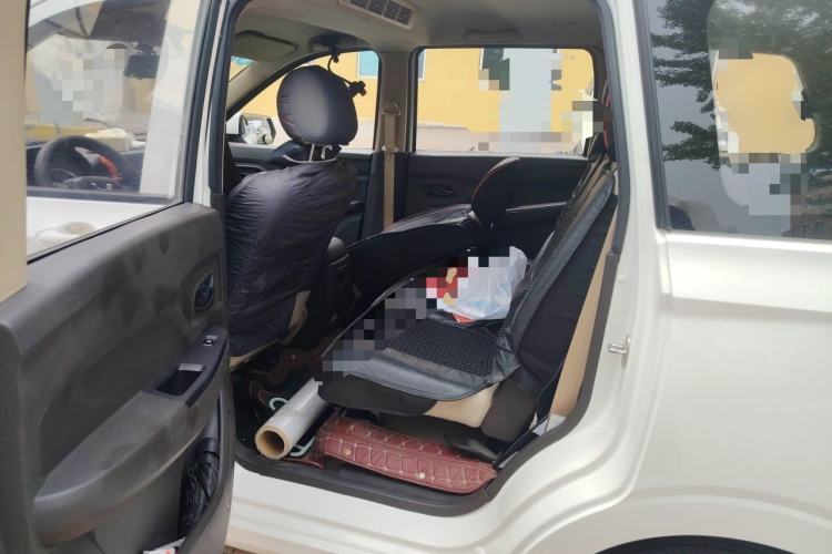 Used Wuling Hongguang 2019 1.5L S Standard Version China VI LAR Left Rear Seat