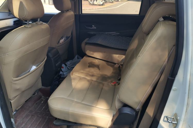 Used Wuling Hongguang 2019 1.5L S Comfort Edition China VI LAR Left Rear Seat