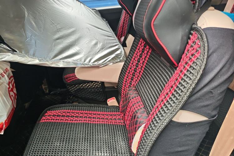 Used Wuling Hongguang 2019 1.5L S Standard Version China VI LAR Left Rear Seat
