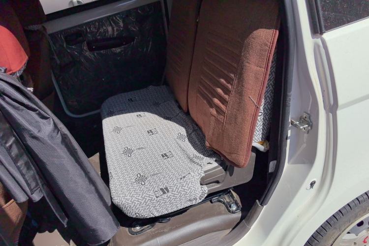Used Wuling Hongguang 2019 1.5L S Base Version L2B Left Rear Seat