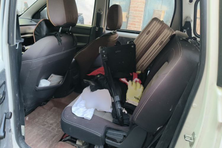 Used Wuling Hongguang 2019 1.5L S Basic Version China VI Standard LAR Left Rear Seat