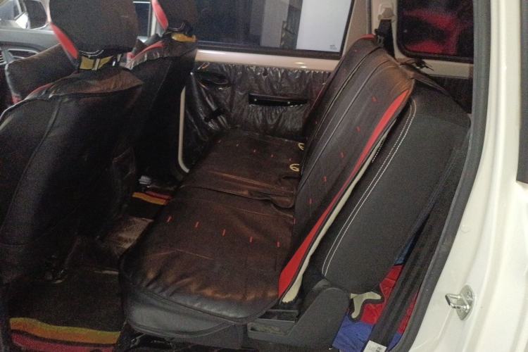 Used Wuling Hongguang 2019 1.5L S Basic Version China VI Standard LAR Left Rear Seat