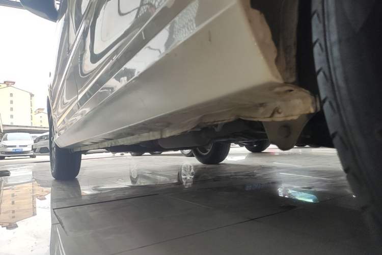 Used Wuling Hongguang 2019 1.5L S Standard Version China VI LAR Left Side Sill