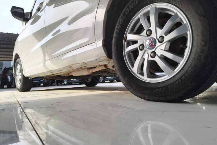 Used Wuling Hongguang 2019 1.5L S Standard Version China VI LAR Left Side Sill