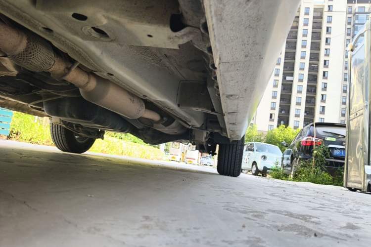 Used Wuling Hongguang 2019 1.5L S Comfort Edition China VI LAR Left Side Sill