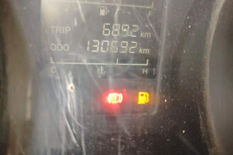 Used Wuling Hongguang 2019 1.5L S Comfort Edition China VI LAR Odometer Close Up