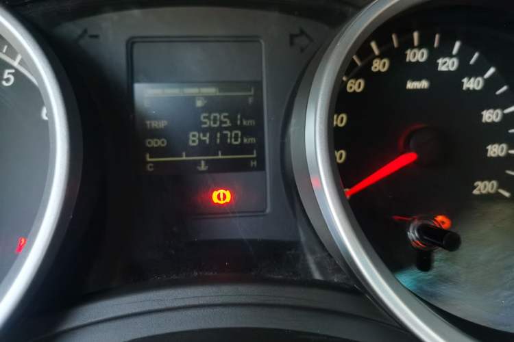 Used Wuling Hongguang 2019 1.5L S Comfort Edition China VI LAR Odometer Close Up