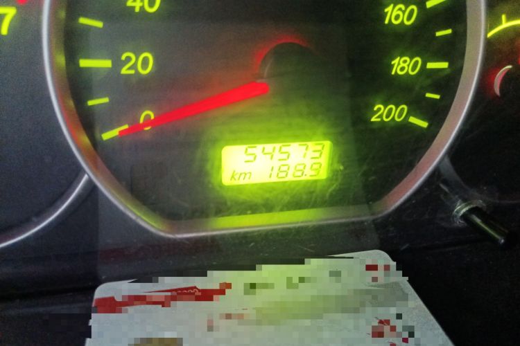 Used Wuling Hongguang 2019 1.5L S Basic Version China VI Standard LAR Odometer Close Up