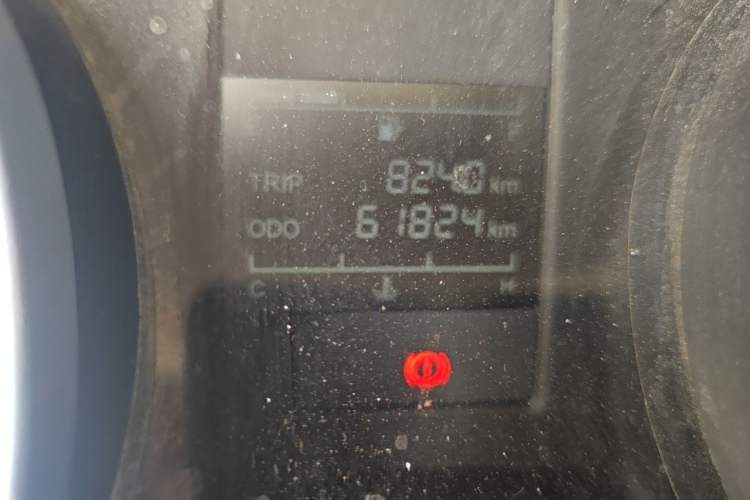 Used Wuling Hongguang 2019 1.5L S Comfort Edition China VI LAR Odometer Close Up