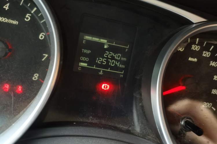 Used Wuling Hongguang 2019 1.5L S Comfort Edition China VI LAR Odometer Close Up