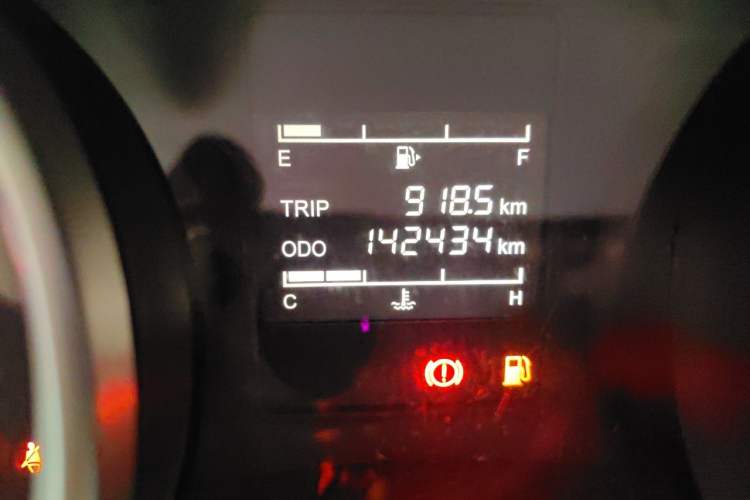 Used Wuling Hongguang 2019 1.5L S Comfort Edition China VI LAR Odometer Close Up