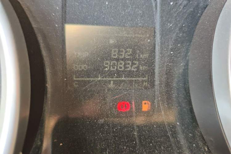 Used Wuling Hongguang 2019 1.5L S Comfort Edition China VI LAR Odometer Close Up