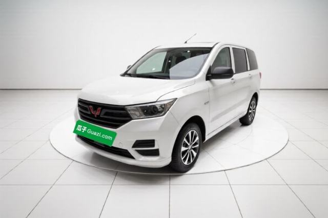 Used Wuling Hongguang 2019 1.5L S Basic Version China VI Standard LAR