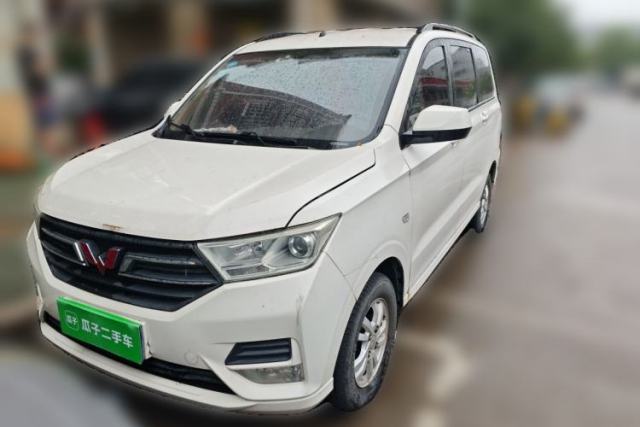Used Wuling Hongguang 2019 1.5L S Comfort Edition China VI LAR