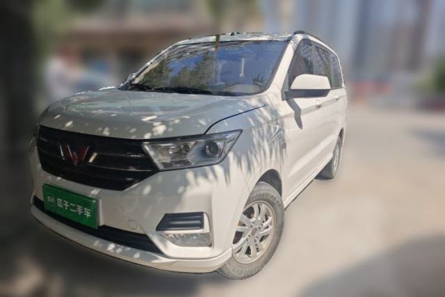 Used Wuling Hongguang 2019 1.5L S Comfort Edition China VI LAR