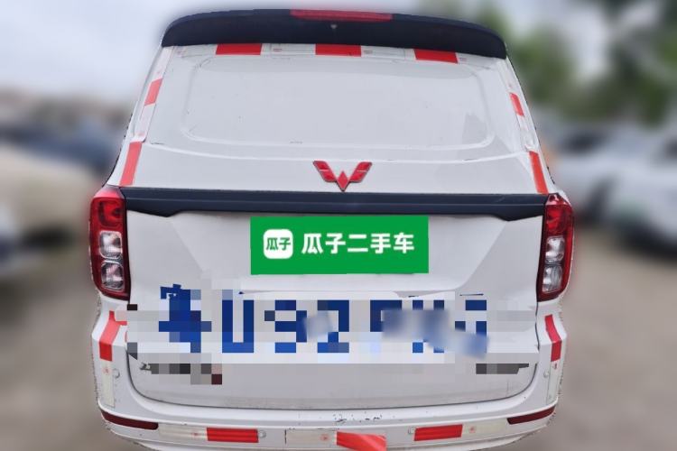 Used Wuling Hongguang 2019 1.5L S Basic Window-Sealed Vehicle China VI LAR Rear