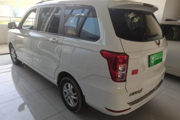 Used Wuling Hongguang 2019 1.5L S Comfort Edition China VI LAR Rear Left 45 Deg