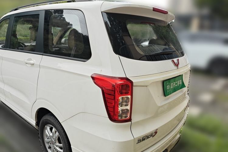 Used Wuling Hongguang 2019 1.5L S Comfort Edition China VI LAR Rear Left 45 Deg