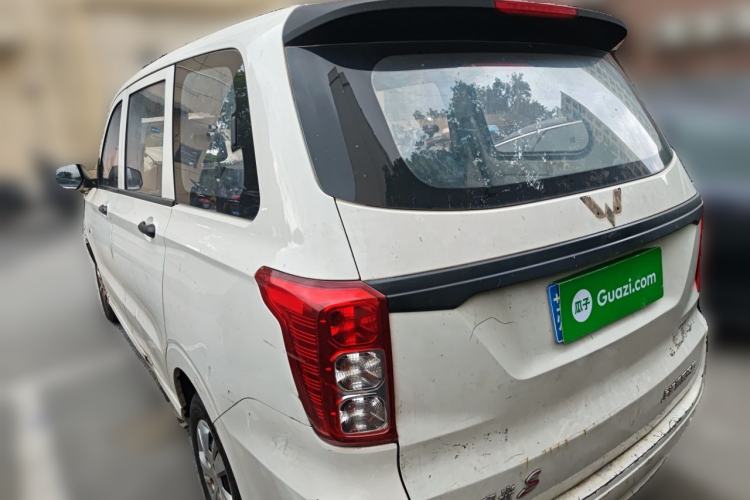 Used Wuling Hongguang 2019 1.5L S Basic Version China VI Standard LAR Rear Left 45 Deg