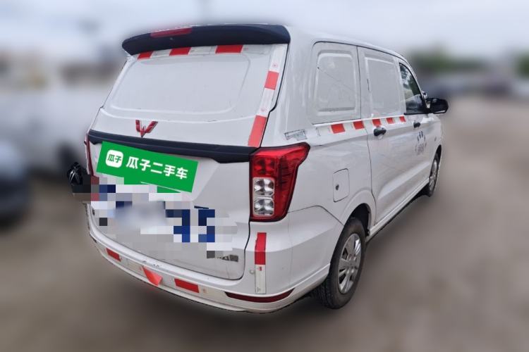 Used Wuling Hongguang 2019 1.5L S Basic Window-Sealed Vehicle China VI LAR Rear Right 45 Deg