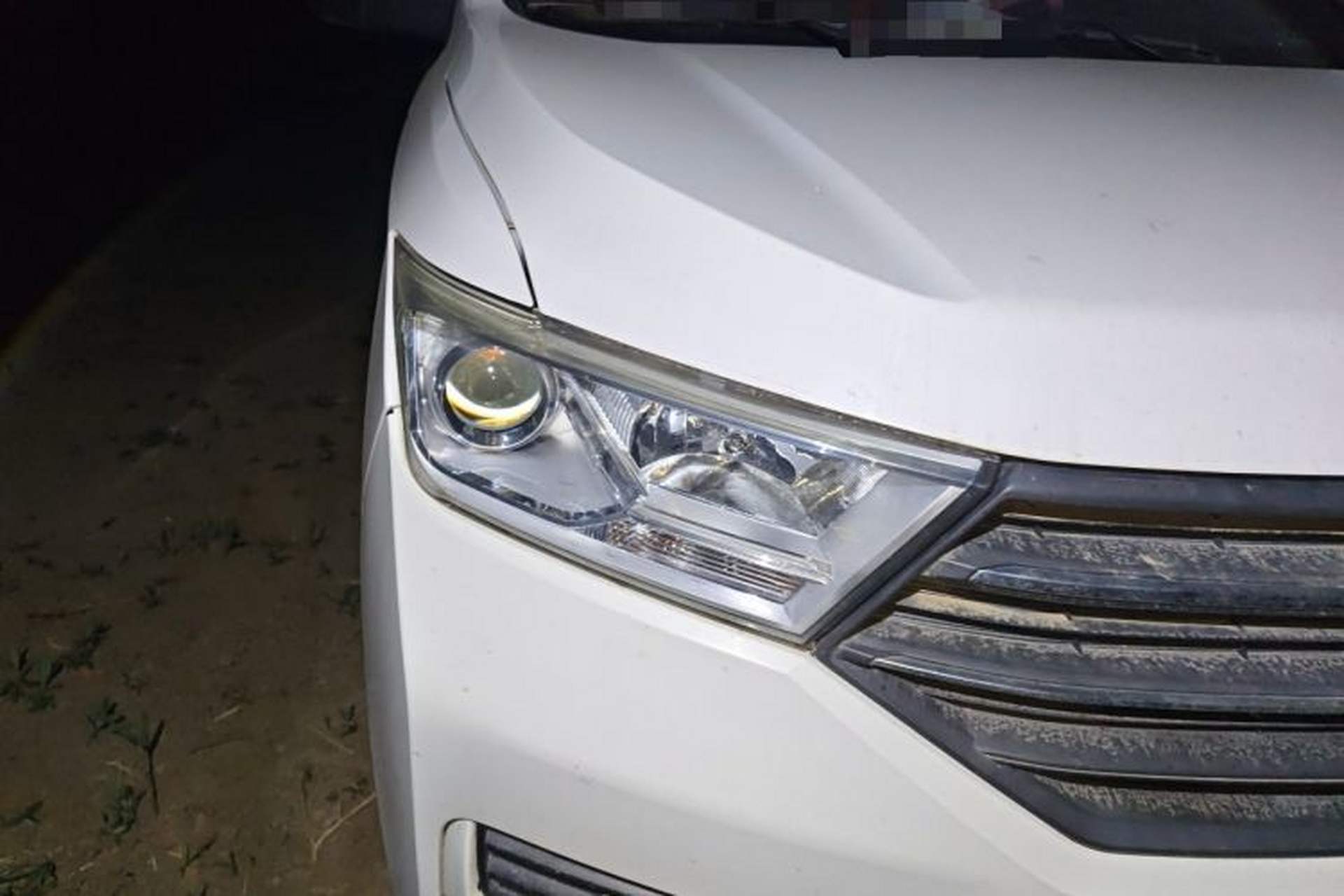 Used Wuling Hongguang 2019 1.5L S Standard Version China VI LAR Right Front Headlight