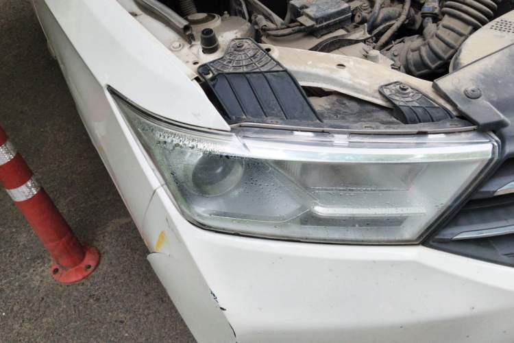 Used Wuling Hongguang 2019 1.5L S Standard Version China VI LAR Right Front Headlight