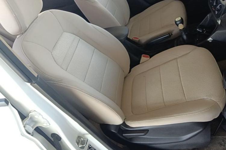 Used Wuling Hongguang 2019 1.5L S Standard Version China VI LAR Right Front Seat