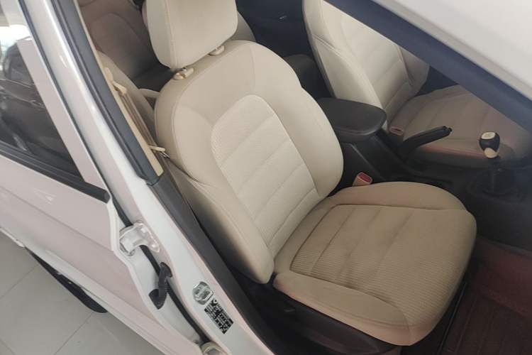 Used Wuling Hongguang 2019 1.5L S Standard Version China VI LAR Right Front Seat