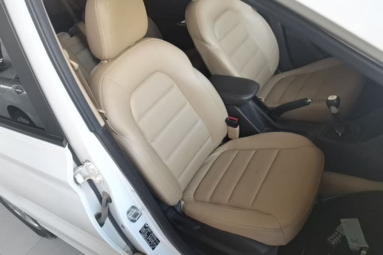 Used Wuling Hongguang 2019 1.5L S Comfort Edition China VI LAR Right Front Seat