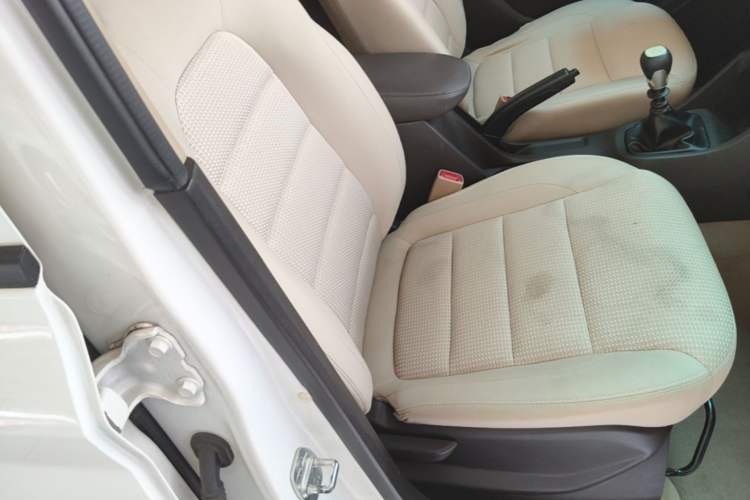 Used Wuling Hongguang 2019 1.5L S Standard Version China VI LAR Right Front Seat