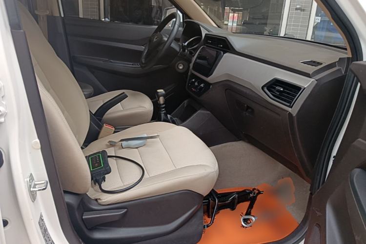 Used Wuling Hongguang 2019 1.5L S Standard Version China VI LAR Right Front Seat