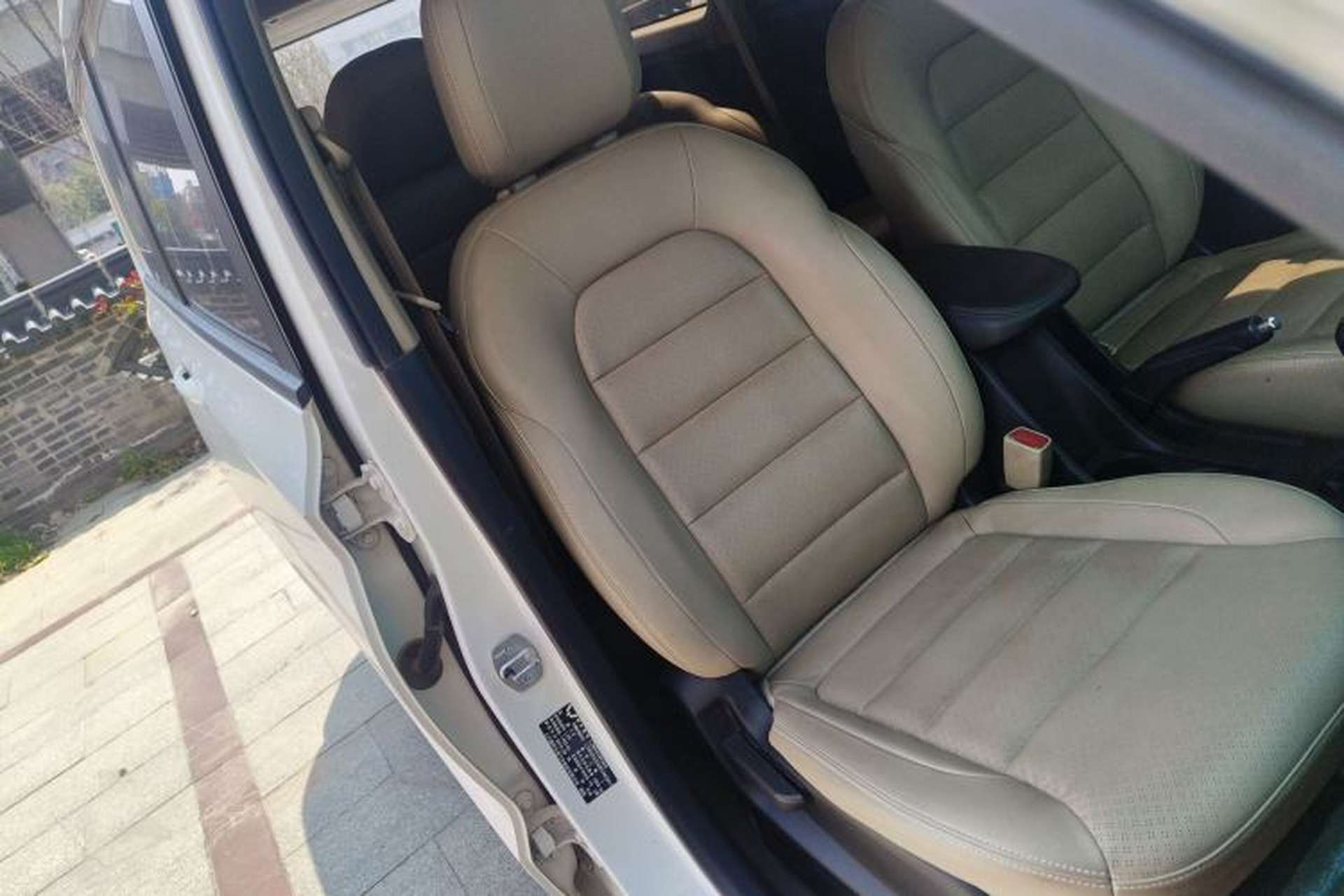 Used Wuling Hongguang 2019 1.5L S Comfort Edition China VI LAR Right Front Seat