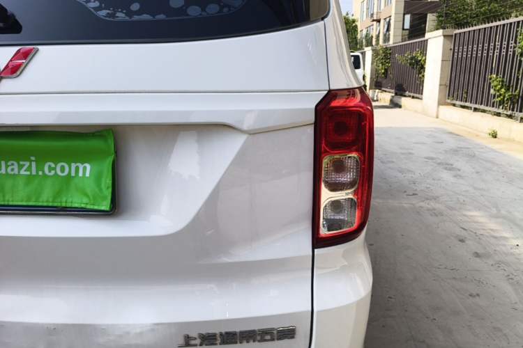 Used Wuling Hongguang 2019 1.5L S Comfort Edition China VI LAR Right Rear Taillight