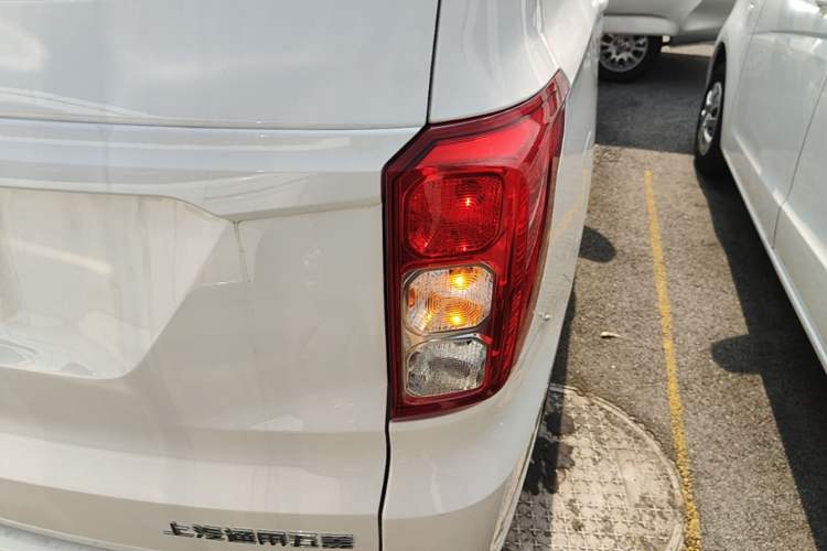 Used Wuling Hongguang 2019 1.5L S Comfort Edition China VI LAR Right Rear Taillight