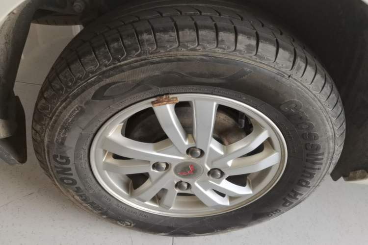 Used Wuling Hongguang 2019 1.5L S Comfort Edition China VI LAR Right Rear Wheel Hub