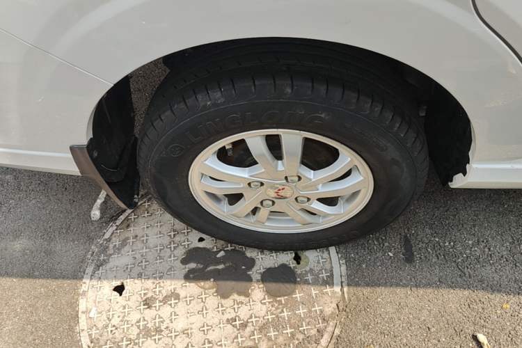 Used Wuling Hongguang 2019 1.5L S Comfort Edition China VI LAR Right Rear Wheel Hub