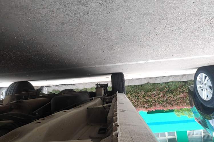 Used Wuling Hongguang 2019 1.5L S Basic Version China VI Standard LAR Right Side Sill