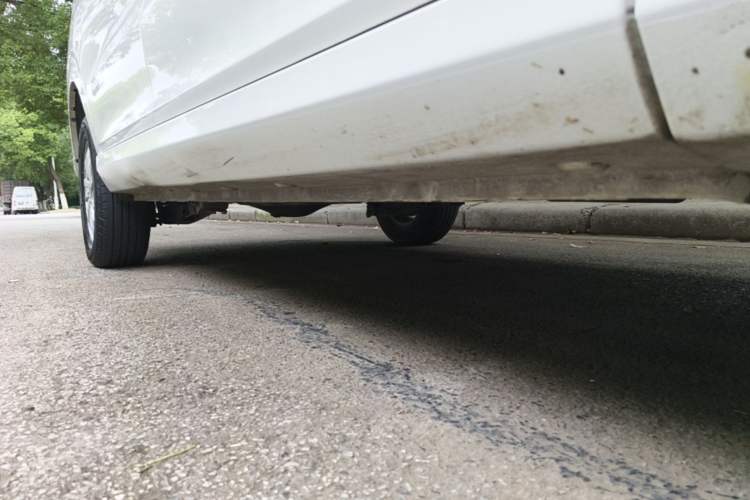 Used Wuling Hongguang 2019 1.5L S Comfort Edition China VI LAR Right Side Sill