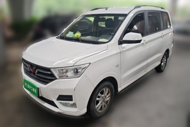 Used Wuling Hongguang 2019 1.5L S Comfort Edition China VI LAR