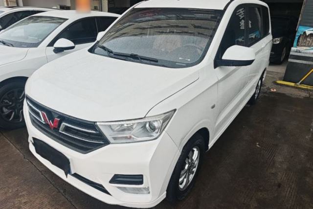 Used Wuling Hongguang 2019 1.5L S Comfort Edition China VI LAR