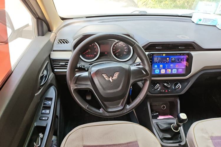 Used Wuling Hongguang 2019 1.5L S Standard Version China VI LAR Steering Wheel