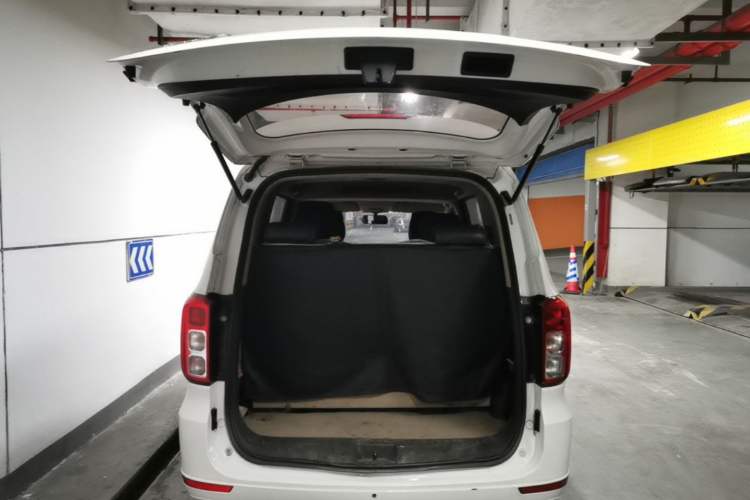 Used Wuling Hongguang 2019 1.5L S Standard Version China VI LAR Trunk