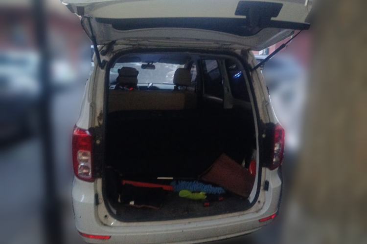Used Wuling Hongguang 2019 1.5L S Basic Version China VI Standard LAR Trunk