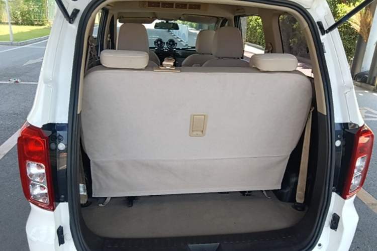 Used Wuling Hongguang 2019 1.5L S Standard Version China VI LAR Trunk