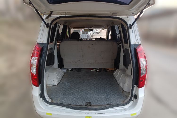 Used Wuling Hongguang 2019 1.5L S Basic Version China VI Standard LAR Trunk