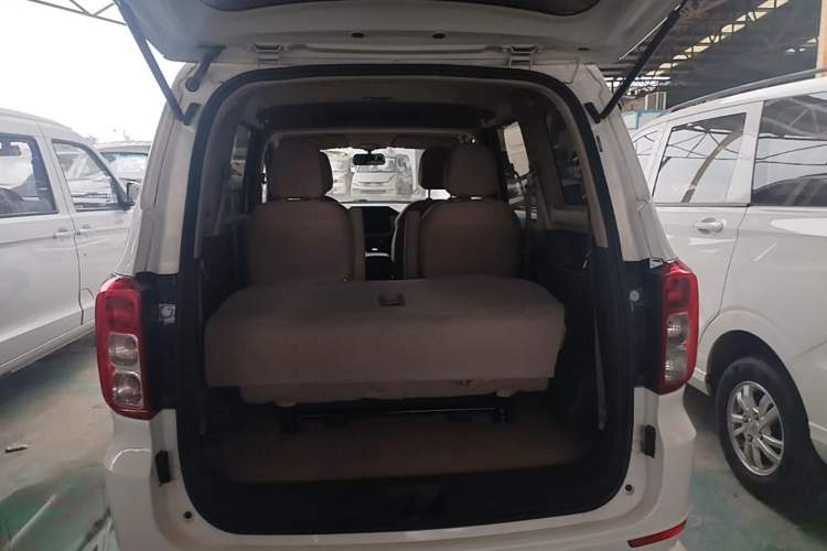 Used Wuling Hongguang 2019 1.5L S Standard Version China VI LAR Trunk