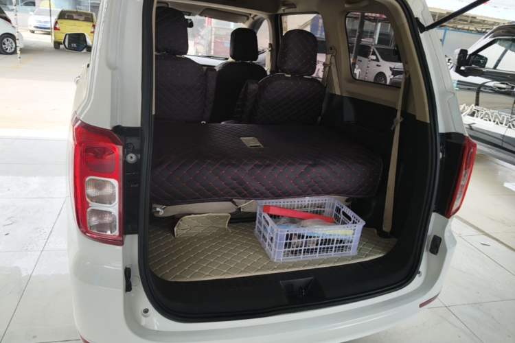 Used Wuling Hongguang 2019 1.5L S Standard Version China VI LAR Trunk