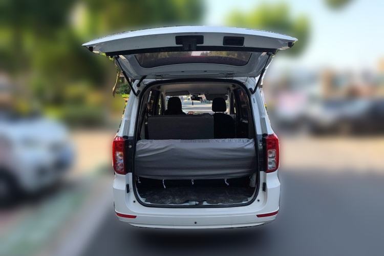 Used Wuling Hongguang 2019 1.5L S Basic Version China VI Standard LAR Trunk